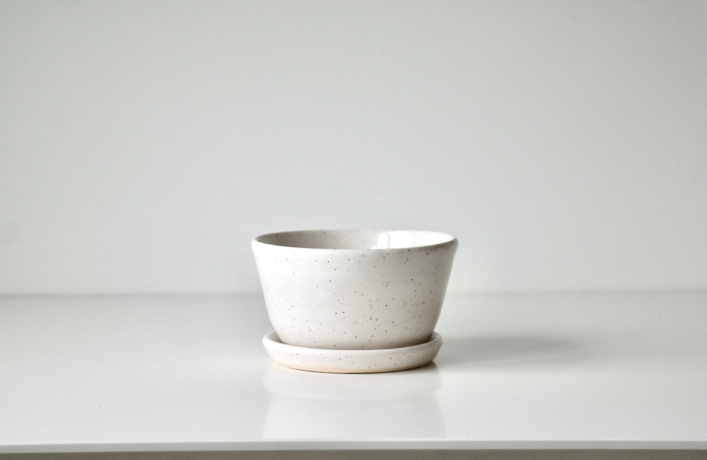 Speckled Berry Bowl – Soft White