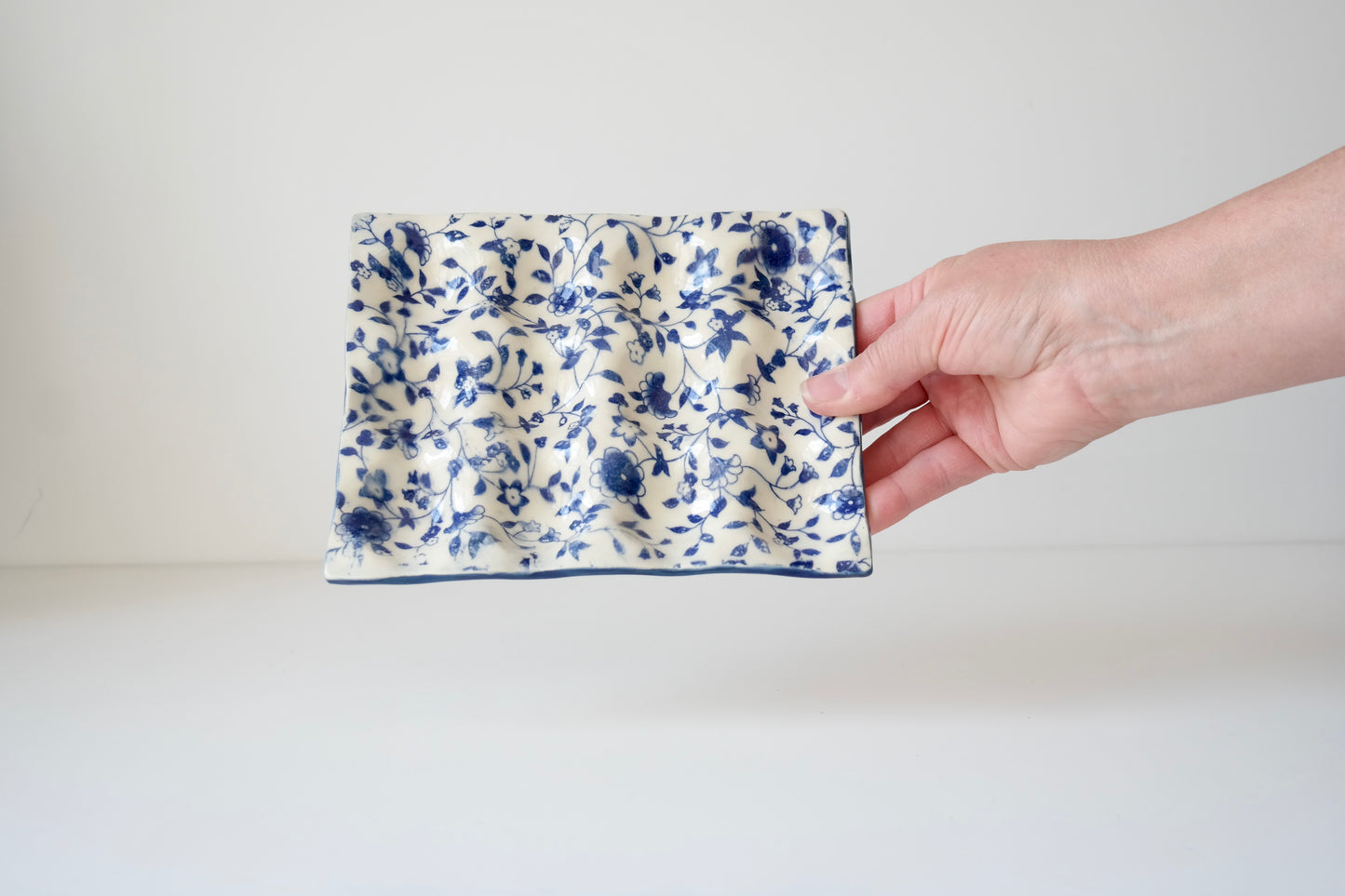 Ceramic Egg Tray – Blue Florals
