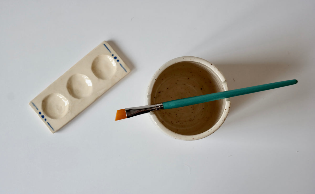 Handmade Ceramic Paintbrush Holder & Palette Set