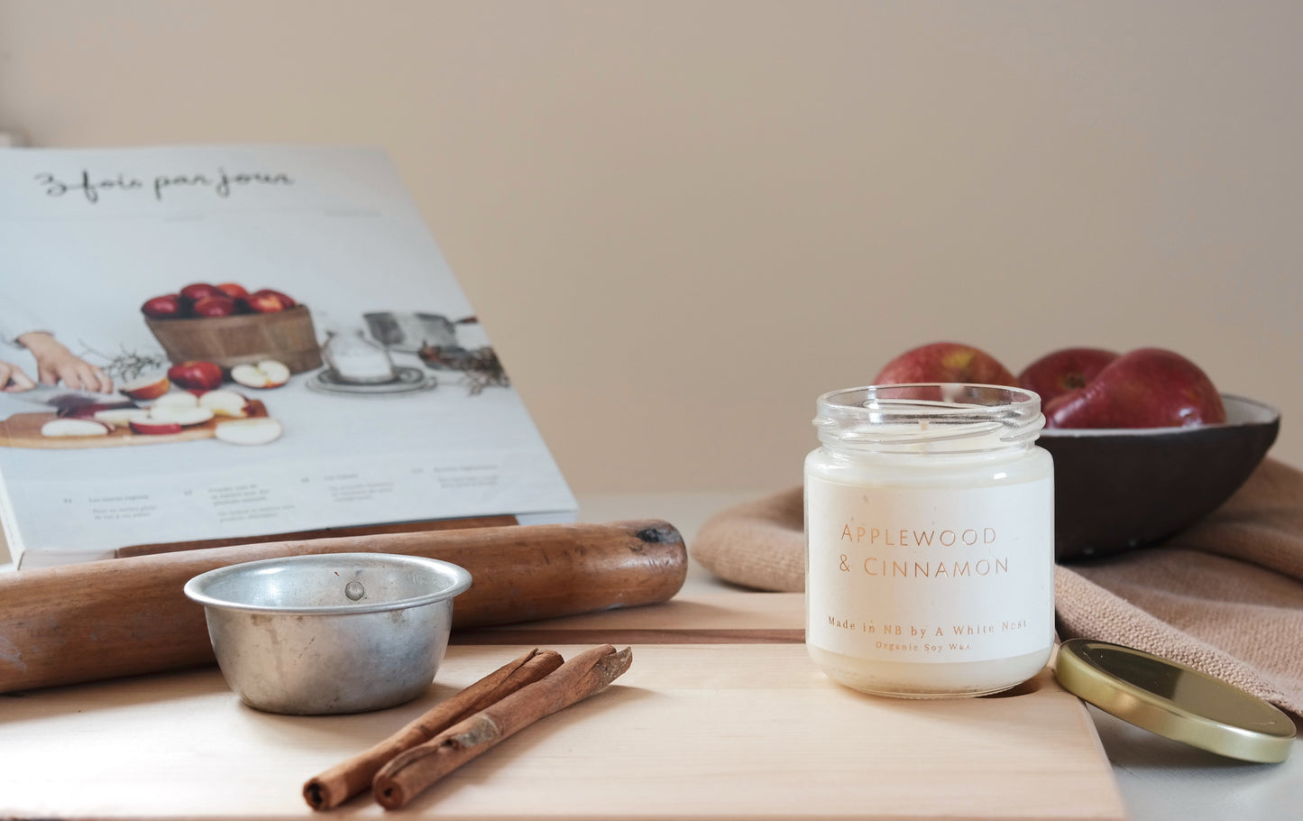 Applewood & Cinnamon Soy Candle