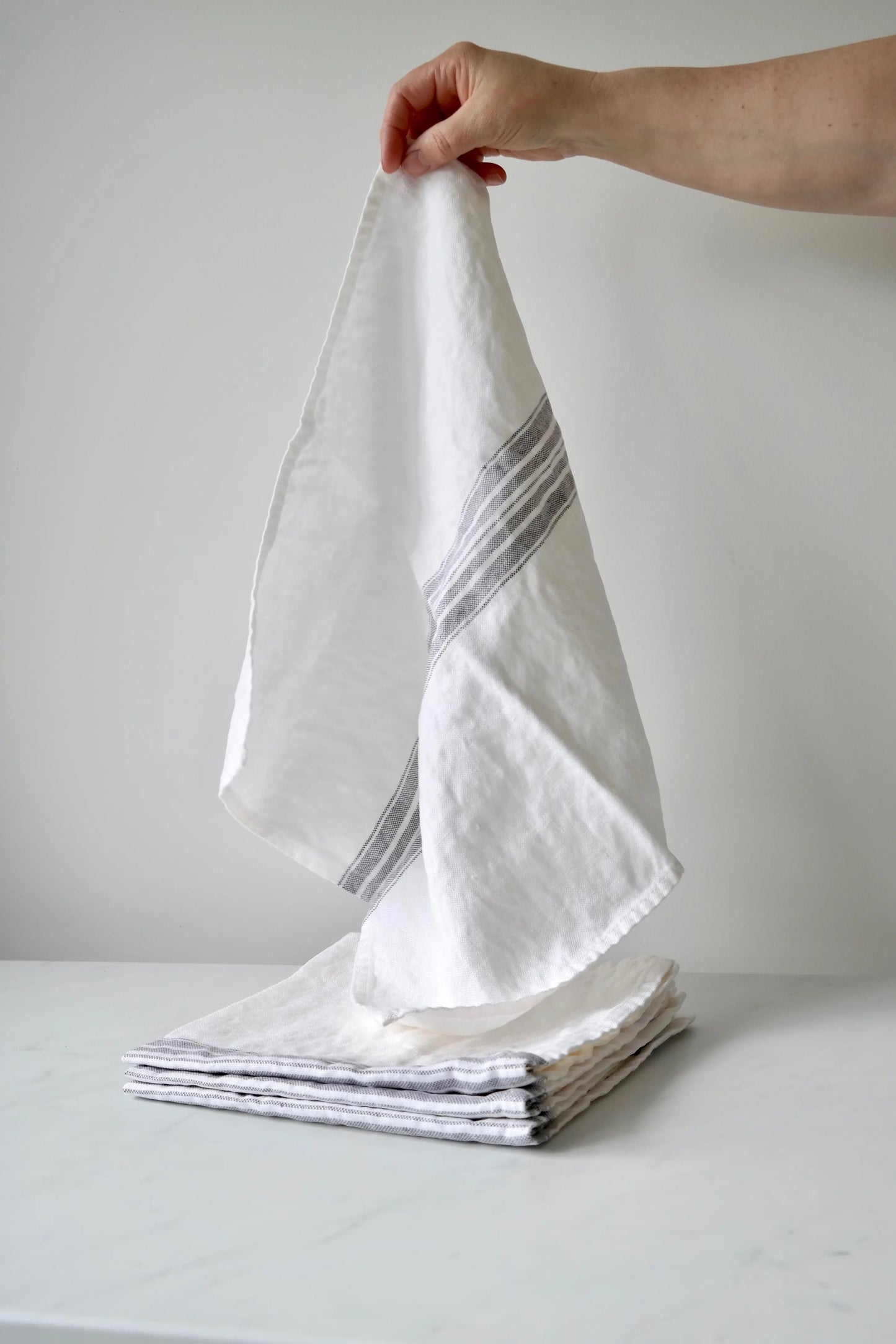 Stone-Washed Linen Napkins – Set of 4
