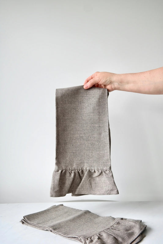 Linen Ruffle Towel