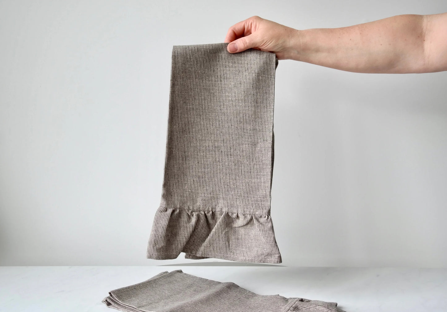 Linen Ruffle Towel
