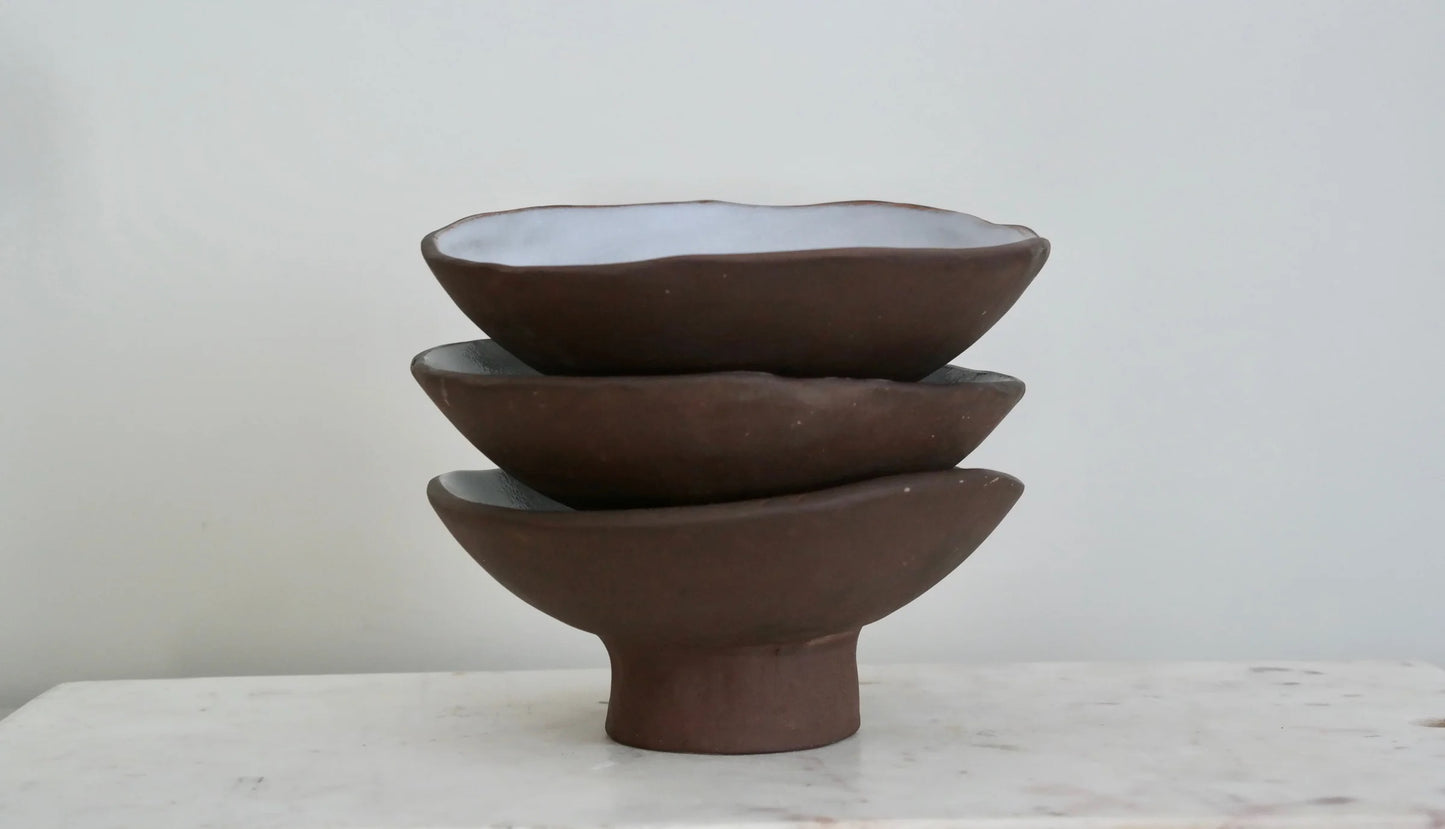 Organic Footed Bowl – Black Stoneware