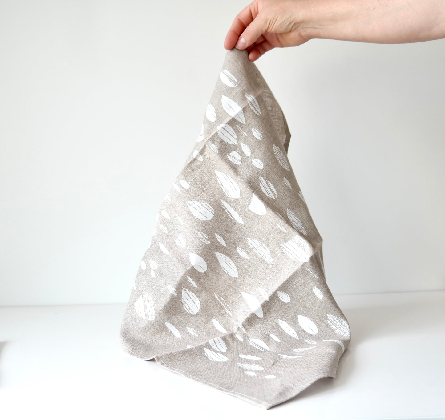 Keephouse Linen Tea Towel – Drop Print