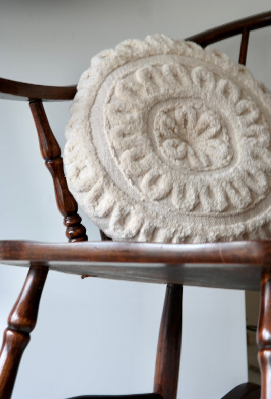 Tufted Round Cushion