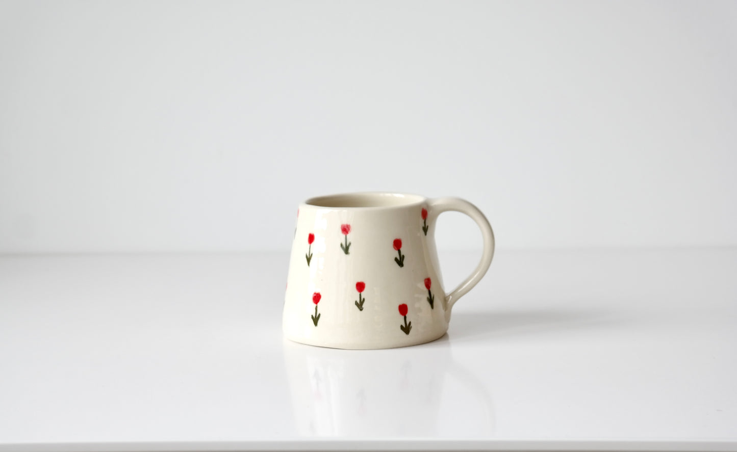 Red Tulip Mug