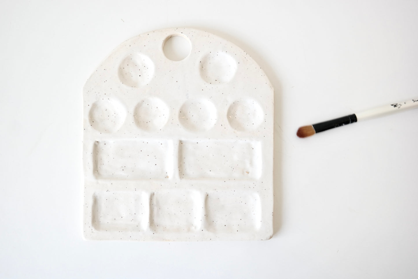 Handmade Ceramic Paint Palette – Speckled White