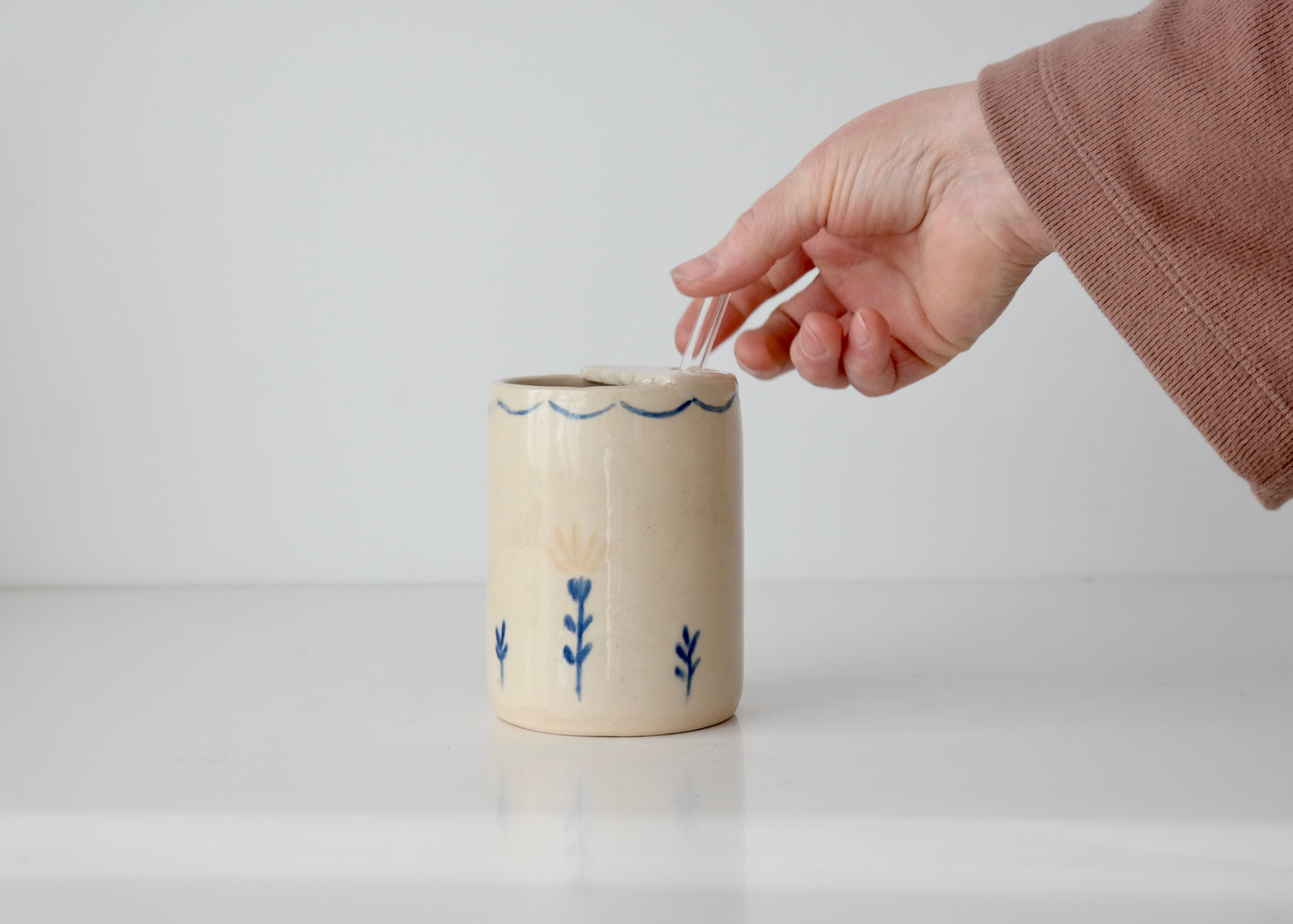 Tulip Tumbler with Glass Straw