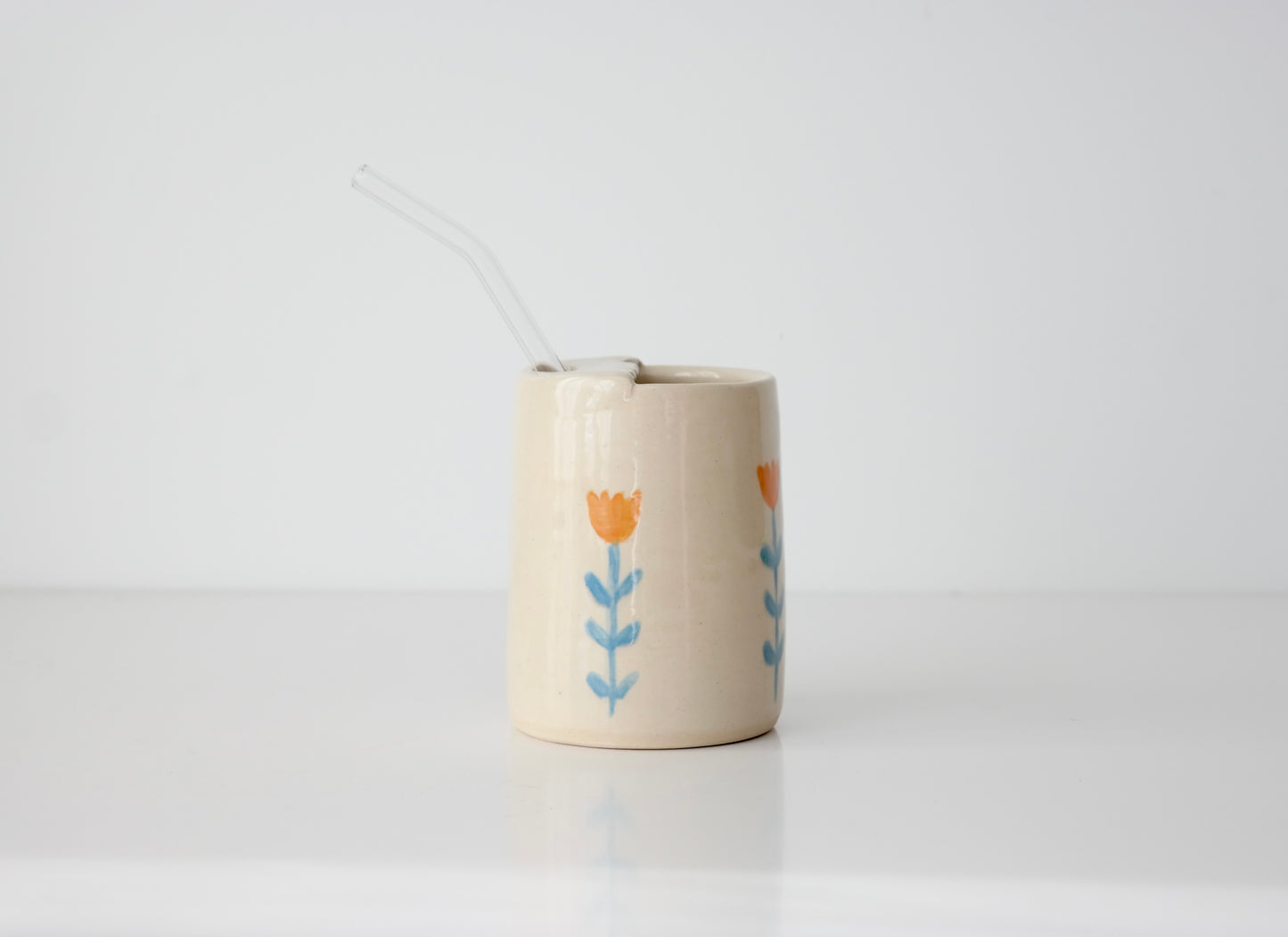 Golden Tulip Tumbler with Glass Straw