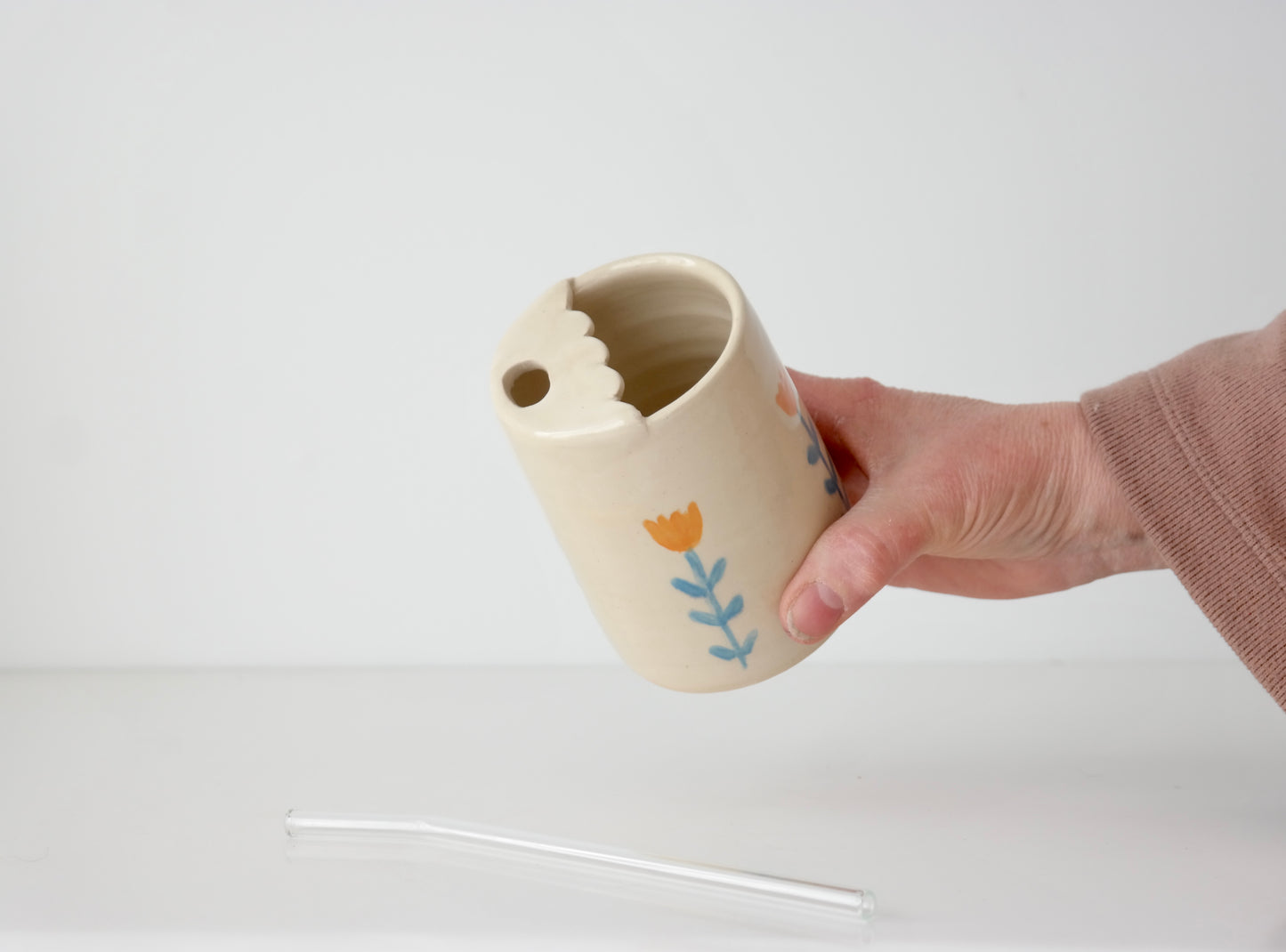 Golden Tulip Tumbler with Glass Straw