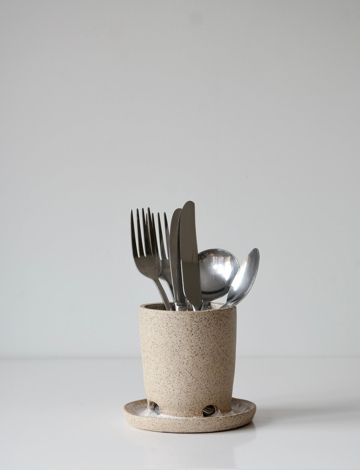 Handmade Stoneware Cutlery Drainer | Natural Speckled Clay