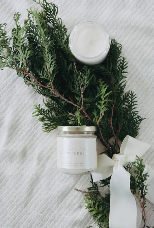 Mistletoe & Winterberry Soy Candle